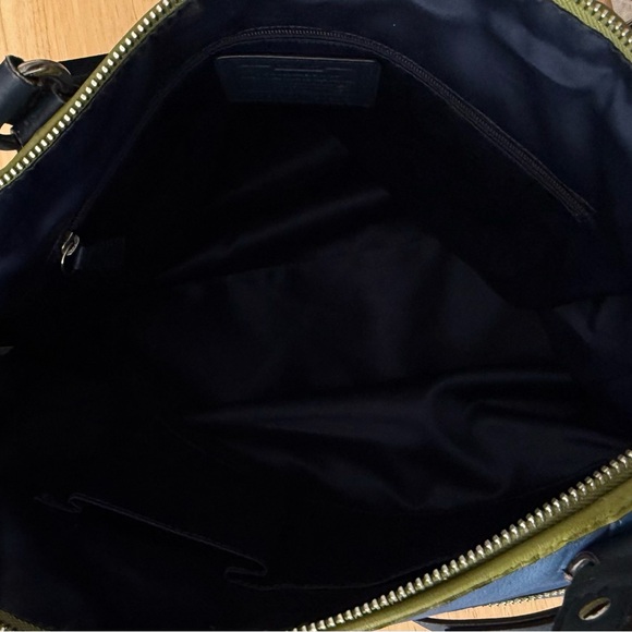 Coach Daisy Spectator Purse Tote Bag - Picture 13 of 14